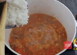 Illustration of how to make tomato and beef risotto 9