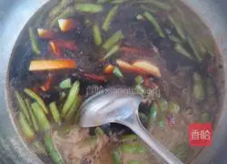 Illustration of braised noodles 7