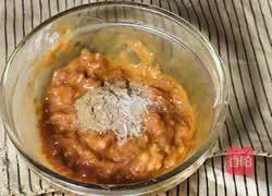 Illustration of how to make lotus root and minced meat millet porridge 5