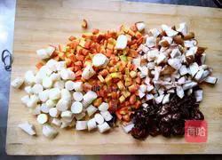 Illustration of how to cook rice with bone soup 3