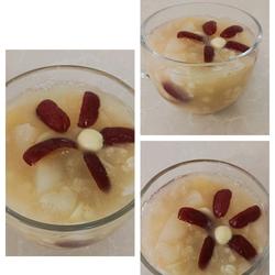 Tremella, Lotus Seeds, Lily, Wheat Kernel, Red Dates and Snow Pear Porridge