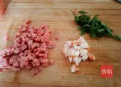 Illustration of how to make ham and shrimp porridge 4