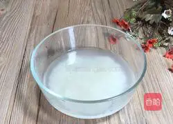 Lotus root thin Illustration of how to make meat porridge 2