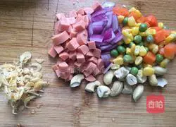 Illustration of how to make colorful cheese baked rice 2