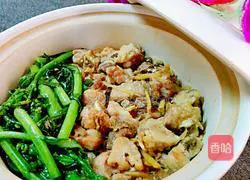 Illustration of how to make spareribs clay pot rice 8