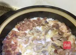 Illustration of how to make lameyaki oil and salt claypot rice 4