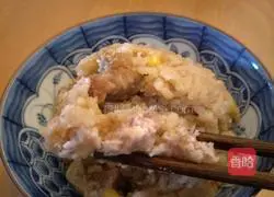 Illustration of how to make taro and pork ribs clay pot rice 7