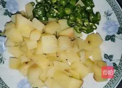 Illustration of how to make potato and tomato risotto 2