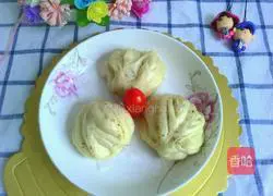 Illustration of how to make salt and pepper rolls 10