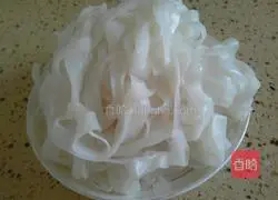 Illustration of how to make cold rice noodles 2