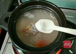 Illustration of how to make delicious crab porridge 8