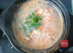 Illustration of how to make seafood casserole porridge 7
