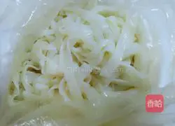 Illustration of how to make fried rice noodles 4