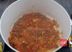 Illustration of how to make tomato and beef risotto 8