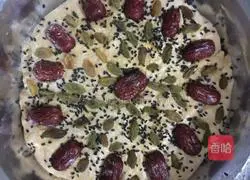 Illustration of how to make pumpkin pattern hair cake 4