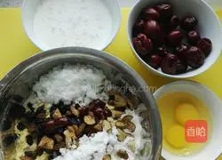 Illustration of how to make red date hair cake 2