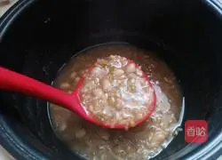 Illustration of how to make peanut and mung bean multigrain porridge 6