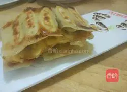Illustration of how to make golden pot stickers 7