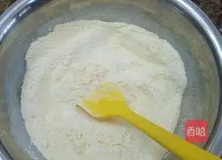 Illustration of how to make milk-flavored steamed buns 3