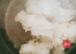 Preserved egg and lean meat porridge (first method) Illustration of how to do it 3