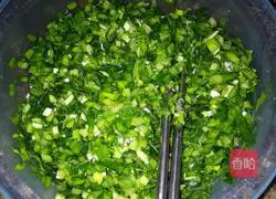 Illustration of how to make leek boxes 3