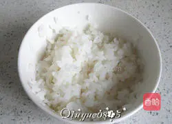 Football Rice Ball Recipe Illustration 1