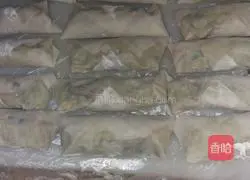 Illustration of how to make spring rolls 10