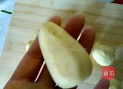 Illustration of how to make soft and glutinous steamed buns 7