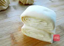 Milk-flavored flower roll recipe 12