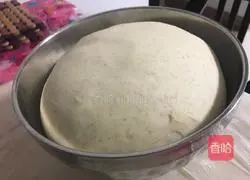 Illustration of how to make mini hamburgers 8