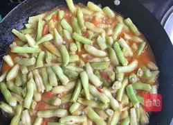 Illustration of how to make braised noodles 4