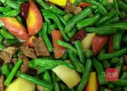 Illustration of braised noodles 1