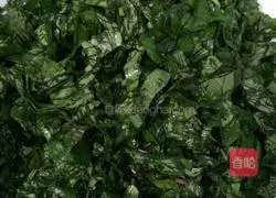 Illustration of how to make sweet potato leaf steamed buns 2