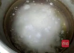 Illustration of how to make pumpkin and mung bean barley porridge 4