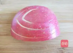 Illustration of how to display the fruit and peacock in full bloom during the Lantern Festival on the 15th day of the first lunar month 2