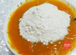 Illustration of how to make pumpkin and red date hair cake 6