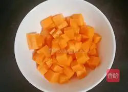 Illustration of how to make Double Rice Lotus Seed Pork Ribs Porridge (Baby Complementary Food) 11