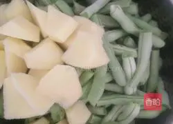 Illustration of braised noodles 3