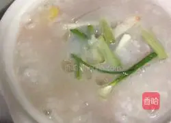 Illustration of how to make fresh squid and lean meat porridge 7