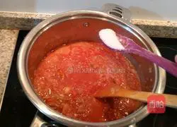 Illustration of authentic pasta sauce salsa bolonesa 14