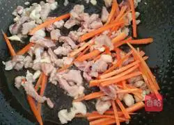 Illustration of how to make fried rice noodles 3