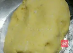 Illustration of how to make yam and cornmeal steamed buns 6