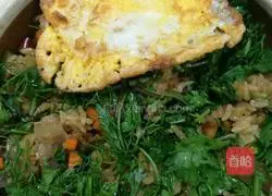 Illustration of how to make preserved meat clay pot rice 9