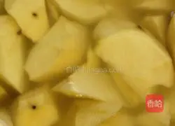 Illustration of how to make millet and sweet potato porridge 2