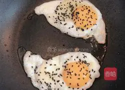 Korean Spicy Cabbage Bibimbap Recipe Illustration 16