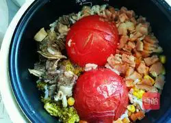 Illustration of how to make tomato assorted braised rice 6