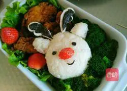 Illustration of how to make chicken leg reindeer rice balls 16
