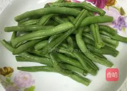 Illustration of how to make braised beans and noodles 1