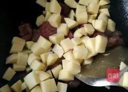 Illustration of how to make claypot rice 5