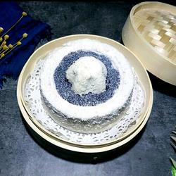 Blue and white porcelain rice flour steamed cake